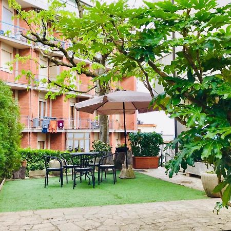 Apartamento Enzo Lettings Chianciano Terme Exterior foto